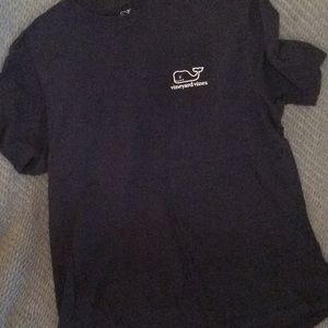 Vineyard Vines t-shirt
